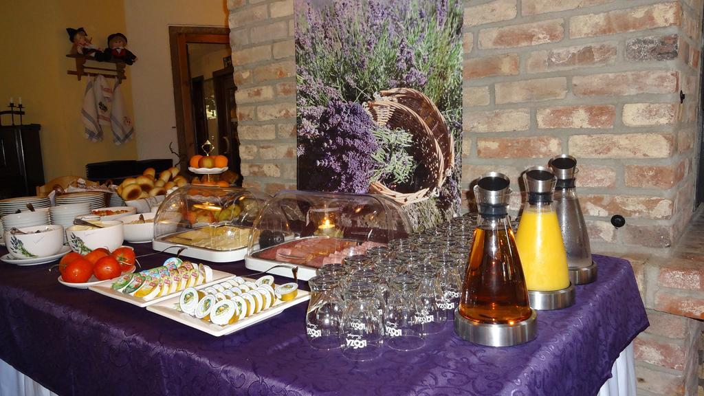 Logis L'Auberge Gutshof ビショフスヴェルダ エクステリア 写真
