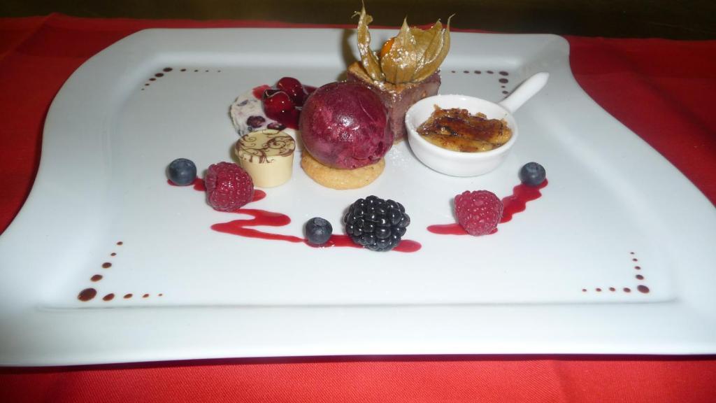 Logis L'Auberge Gutshof ビショフスヴェルダ エクステリア 写真