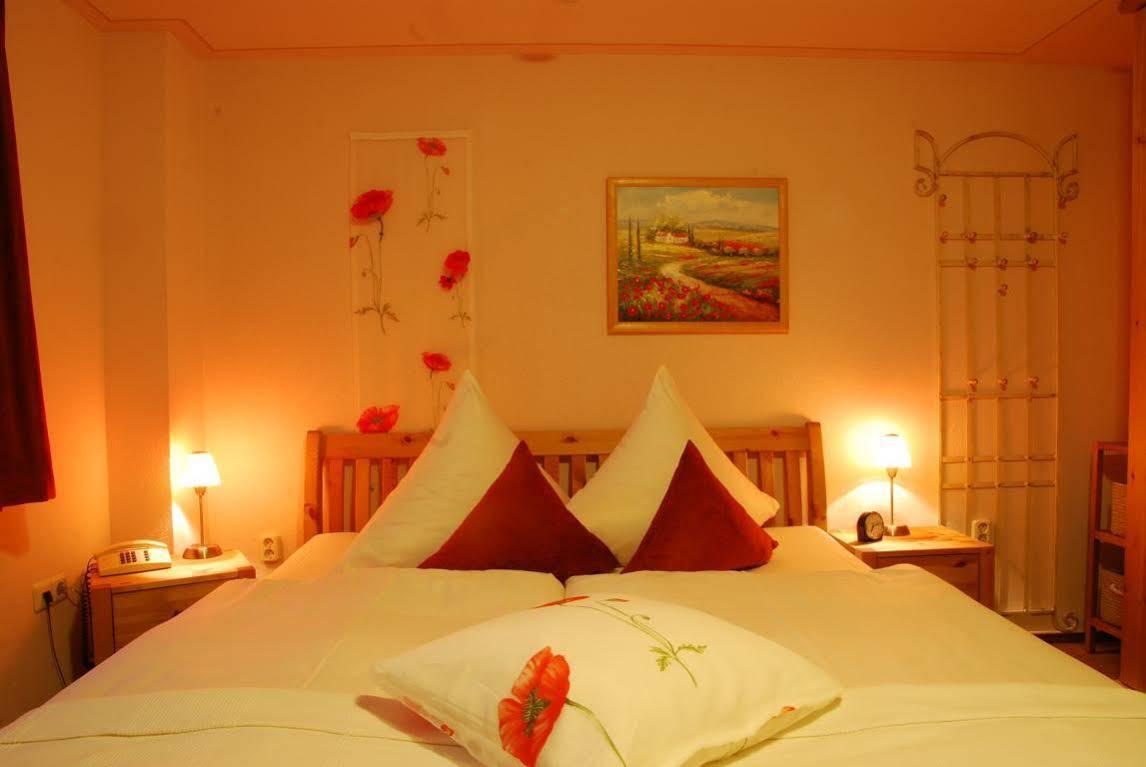 Logis L'Auberge Gutshof ビショフスヴェルダ エクステリア 写真